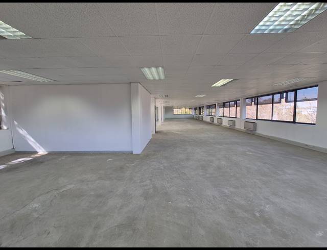 395M² OFFICE TO LET IN WOODMEAD